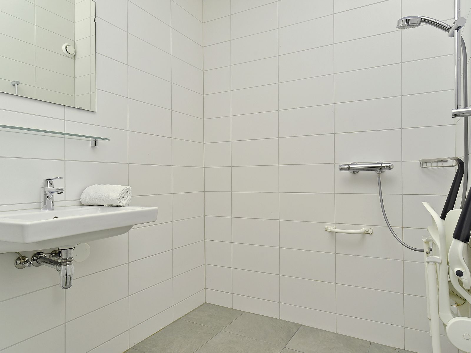 Unterkunft 670877 - Bungalow Groene hart - De Reeuwijkse Plassen | 20-persoons waterwoning - Wijk en Wo