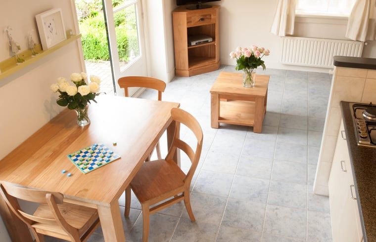 Cozy dining area in Holiday home in Nieuwveen, Green Heart, South Holland.