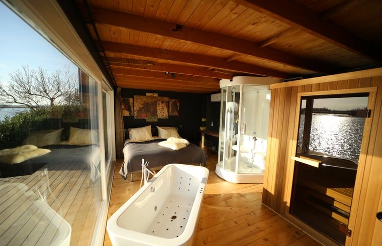 Guest house 672901 - Holiday property Groene hart - Vakantiehuis in Lekkerkerk