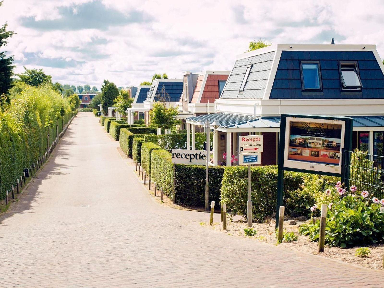 Unterkunft 6801110 - Ferienhaus Noordzeekust - Vakantiehuis mit Wallbox