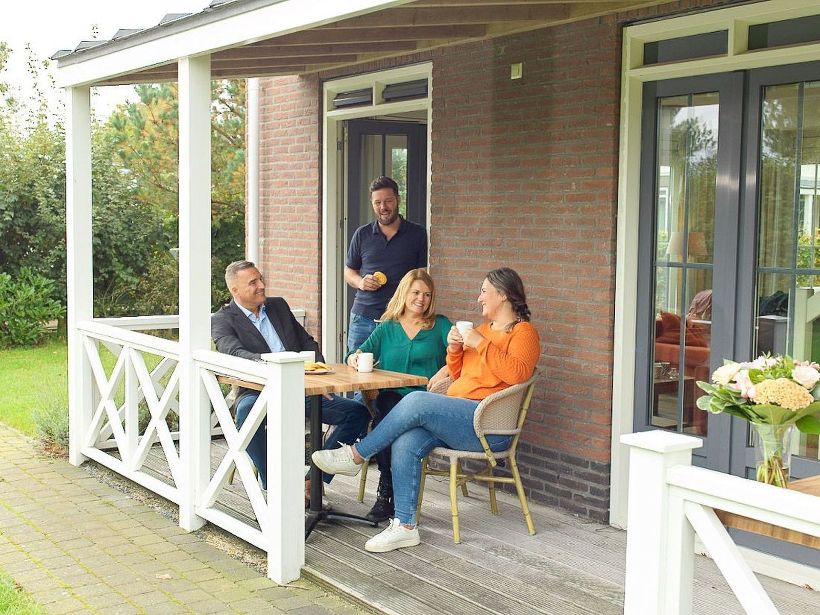Unterkunft 6801110 - Ferienhaus Noordzeekust - Vakantiehuis mit Wallbox