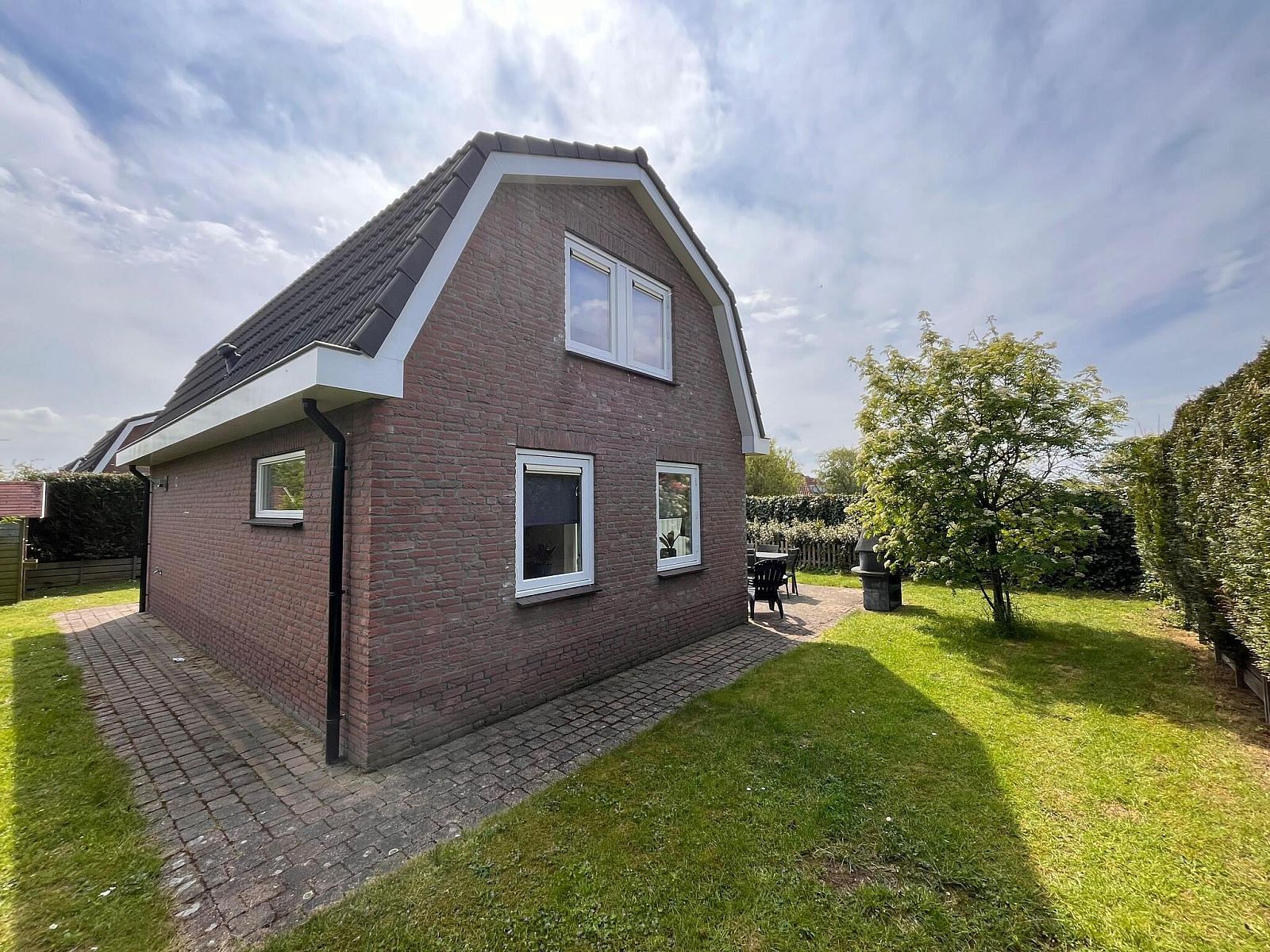 Guest house 6801145 - Bungalow Noordzeekust - Bungalow 5-persoons