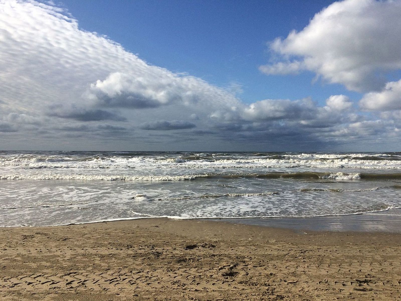 Guest house 6801149 - Holiday property Noordzeekust - Vakantiehuis SunnyLogde