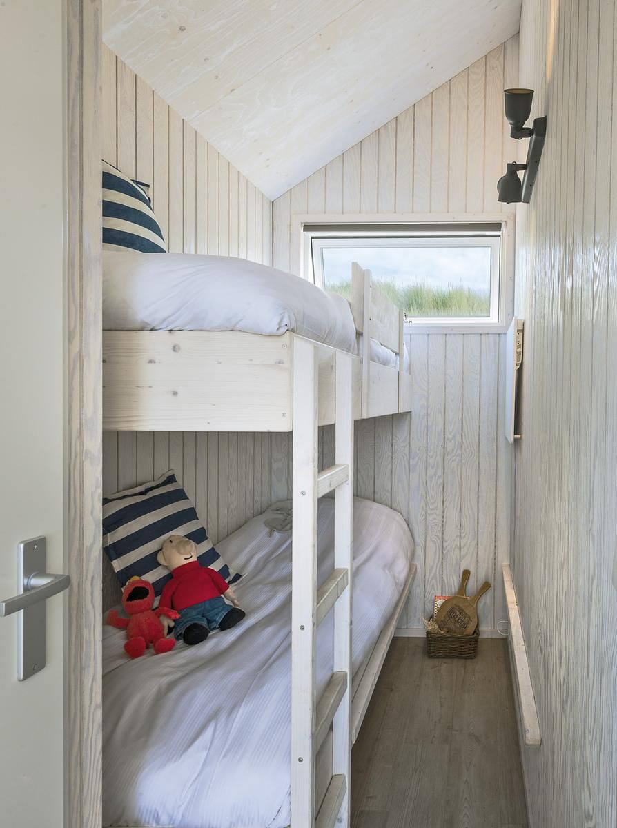 Guest house 680412 - Beach house Noordzeekust - HaagseStrandhuisjes