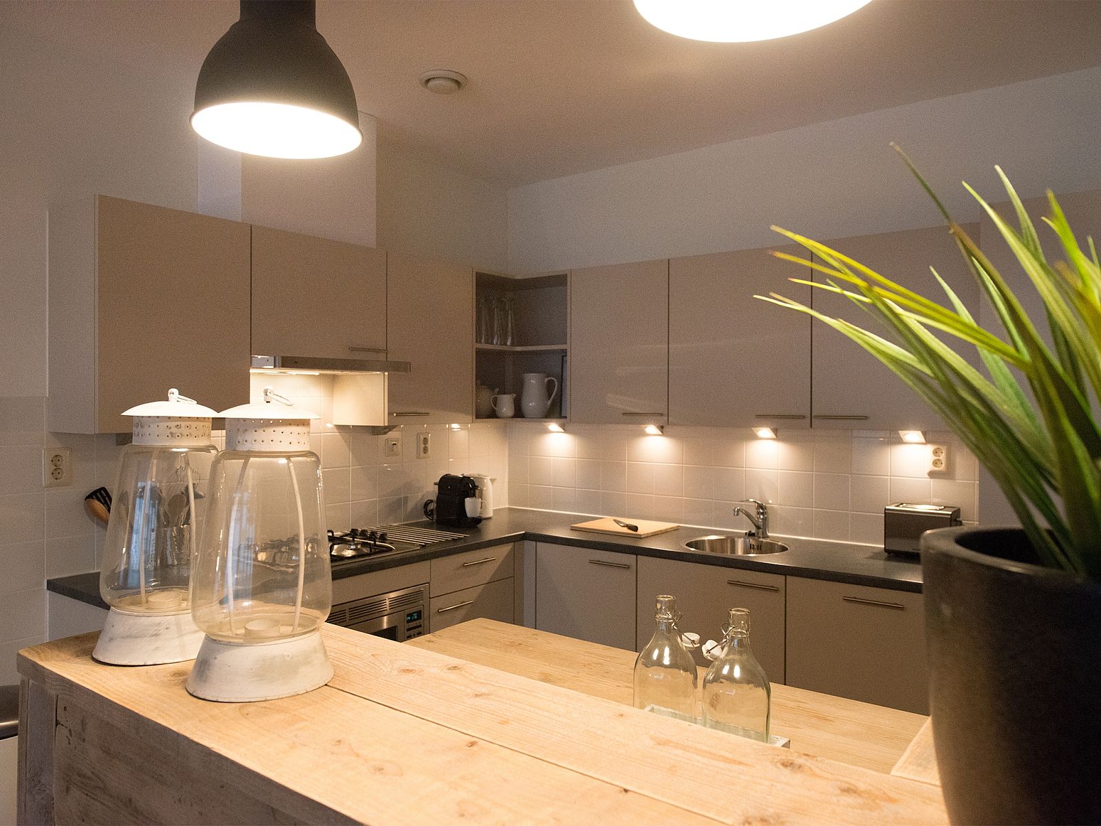 Guest house 6804131 - Apartment Noordzeekust - Scheveningen Harbour 60B