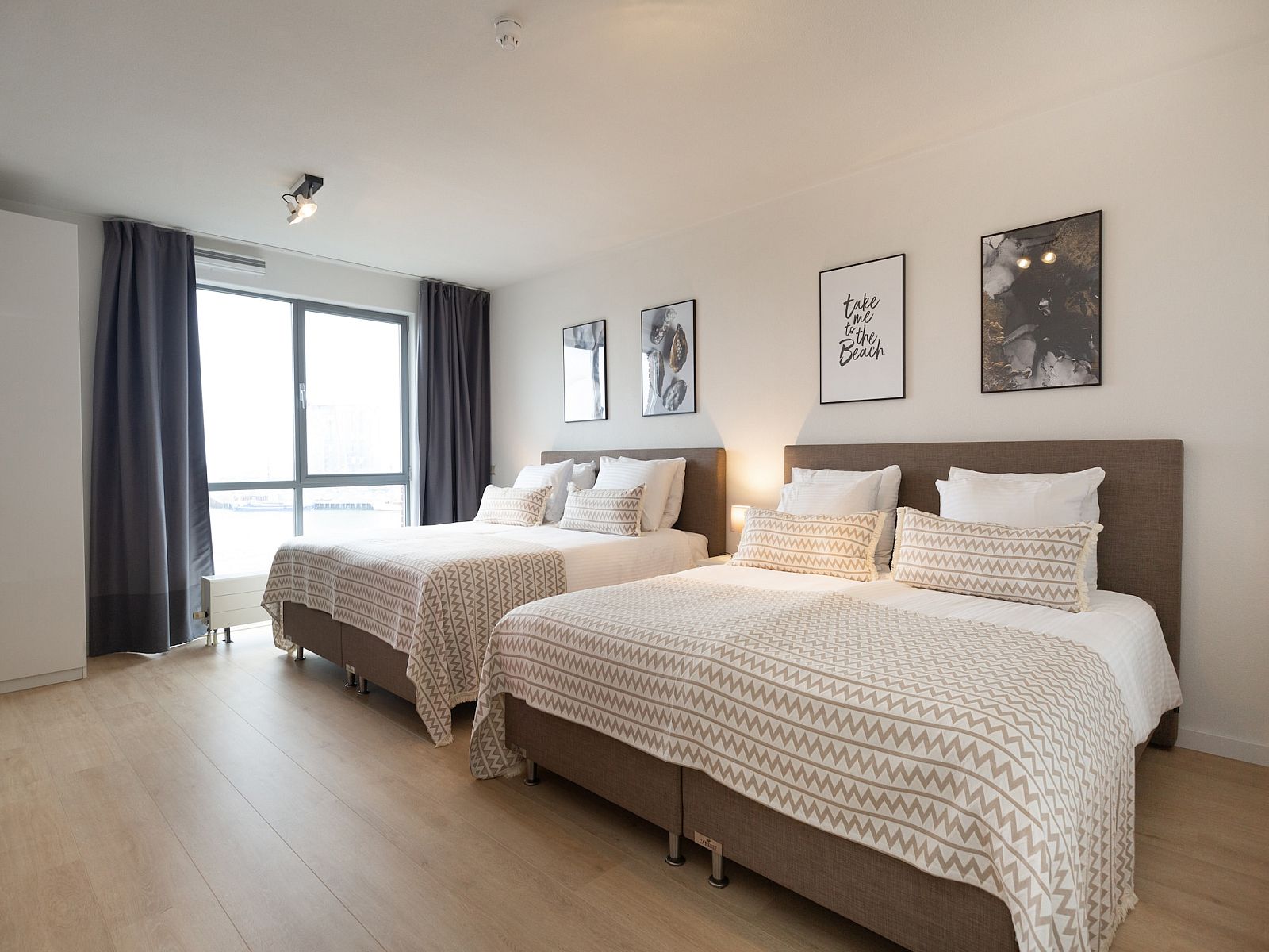 Guest house 6804136 - Apartment Noordzeekust - Scheveningen Harbour 72A