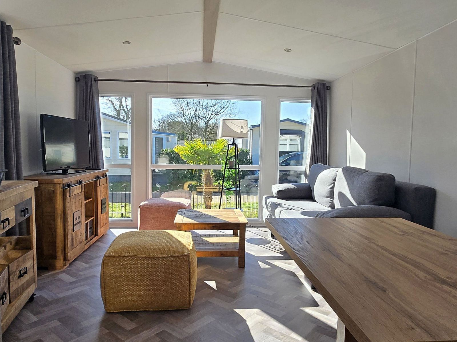 Verblijf 6804171 - Vakantiewoning Noordzeekust - Vakantiehuis Vakantiepark Kijkduin - 838 4p
