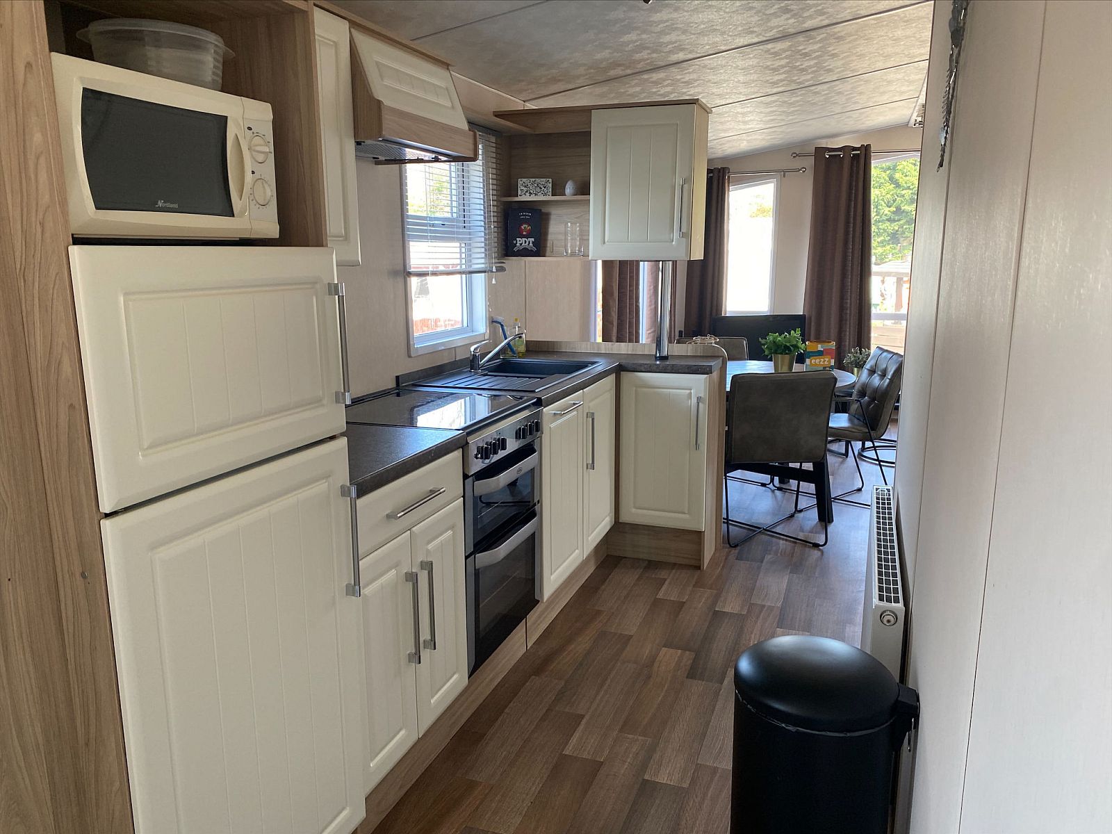 Unterkunft 680426 - Ferienhaus Noordzeekust - Vakantiehuis KD 870 - Vakantiepark Kijkduin 4p