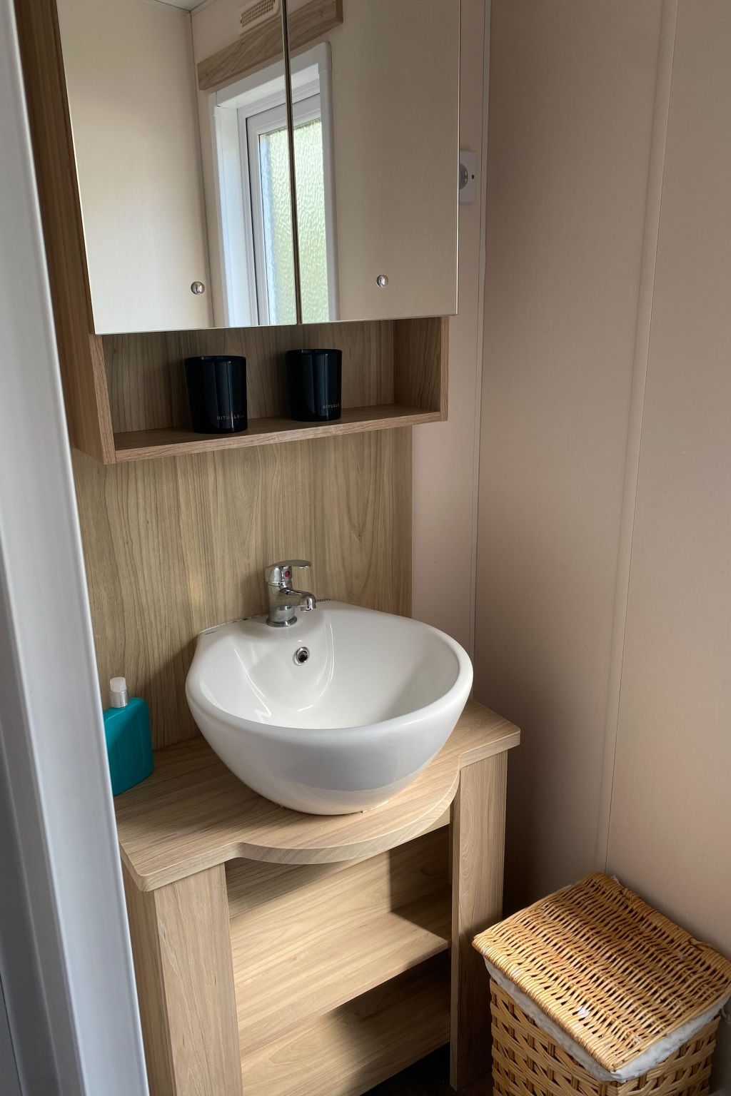 Unterkunft 680426 - Ferienhaus Noordzeekust - Vakantiehuis KD 870 - Vakantiepark Kijkduin 4p