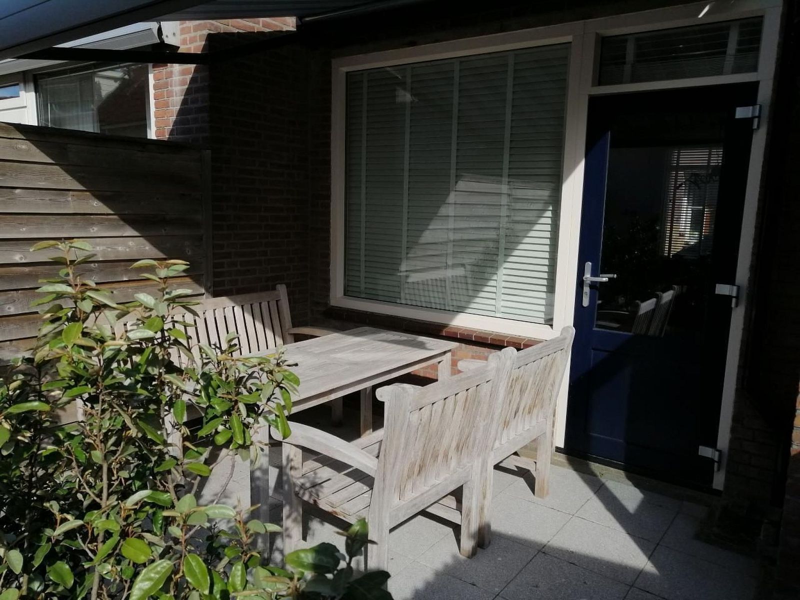 Unterkunft 680808 - Ferienhaus Noordzeekust - Vakantiehuis "Emmastraat" mit Terrasse
