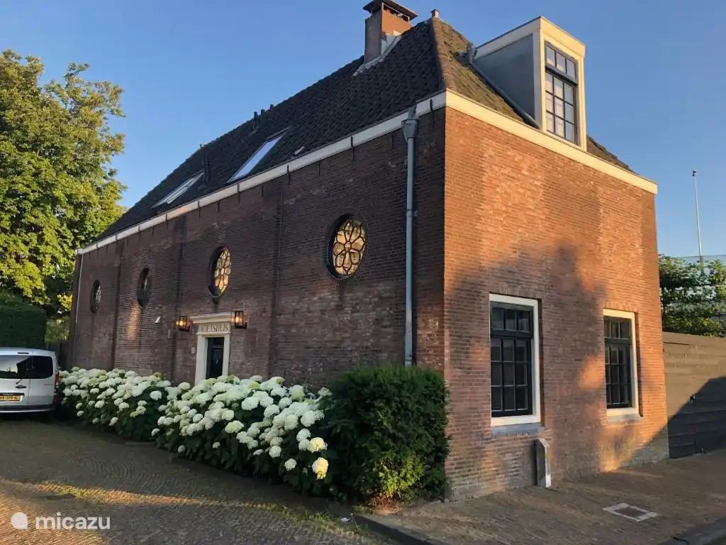Unterkunft 681201 - Ferienhaus Noordzeekust - Koetshuis aan het water
