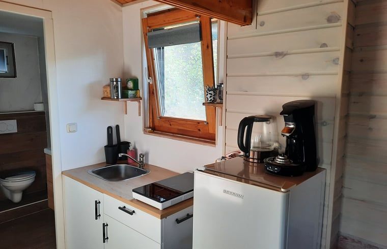 Kitchen of Cottage in Lisse, fully equipped vacation home in South Holland.
