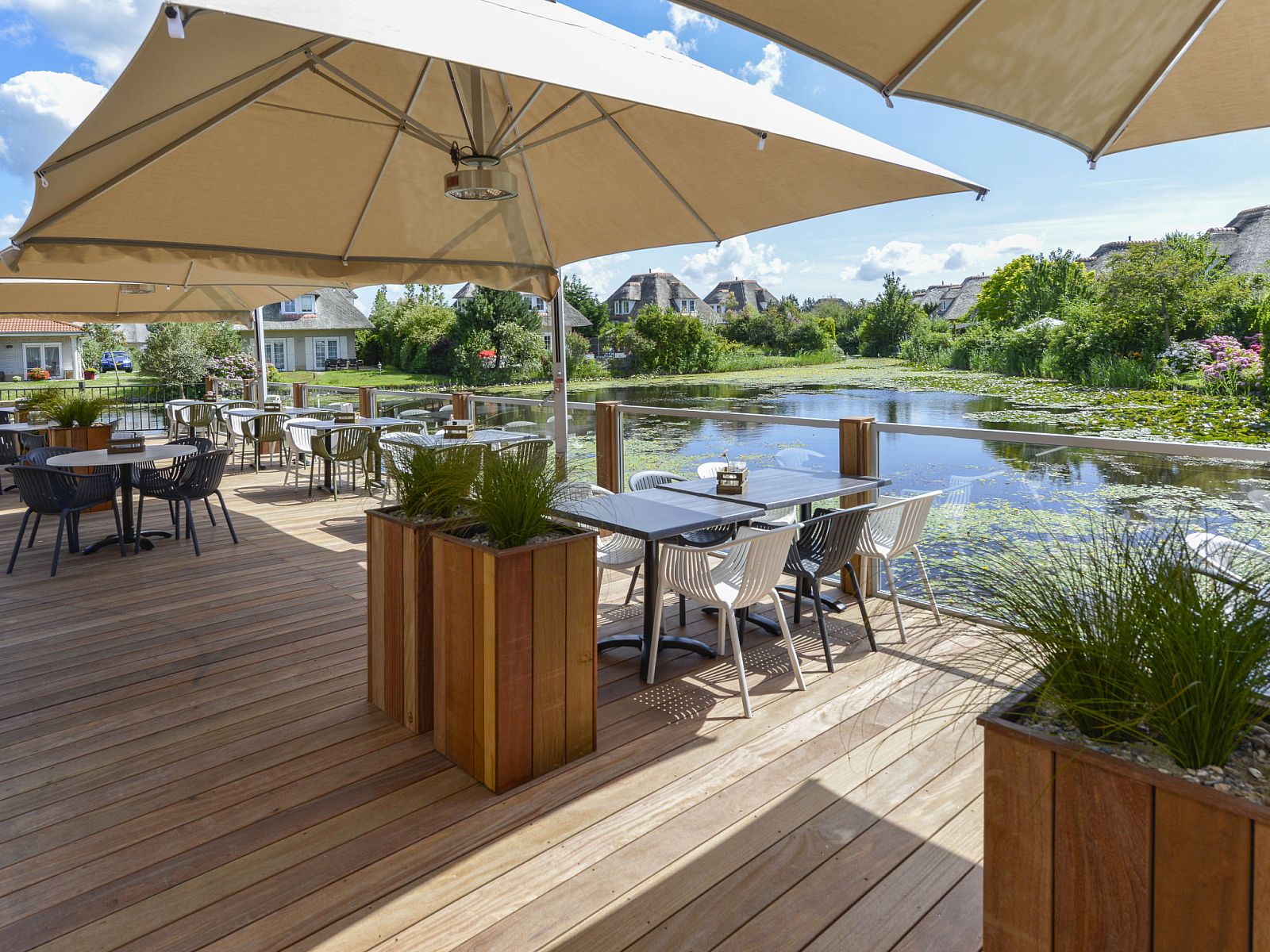 Indoor swimming pool for relaxation in Holiday home Citta Romana, Hellevoetsluis, South Holland.