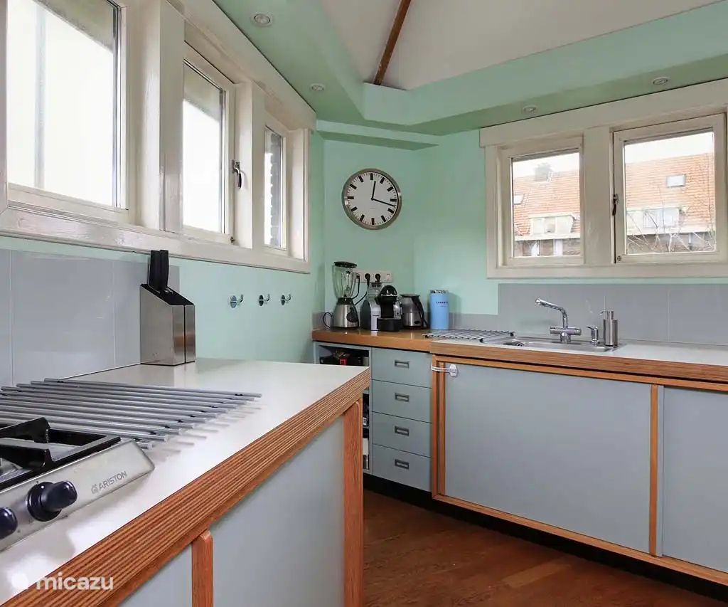 Guest house 700211 - Holiday property Rotterdam eo - Onder architectuur vernieuwd huis