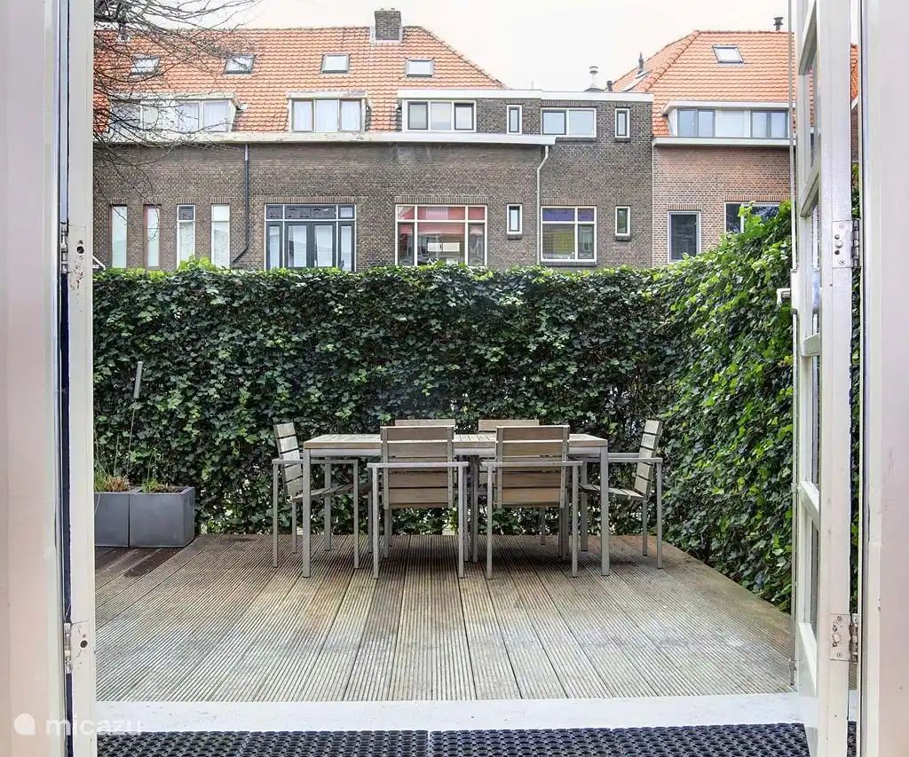 Guest house 700211 - Holiday property Rotterdam eo - Onder architectuur vernieuwd huis