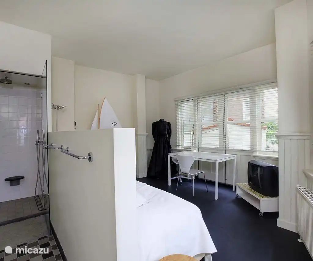 Guest house 700211 - Holiday property Rotterdam eo - Onder architectuur vernieuwd huis