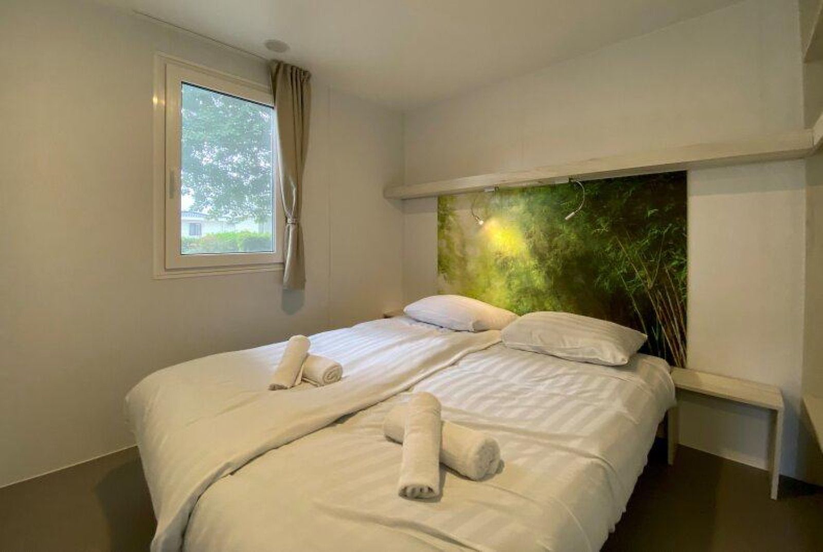 Verblijf 701162 - Vakantiewoning Rotterdam eo - Tiny Cottage Hottub 2+2