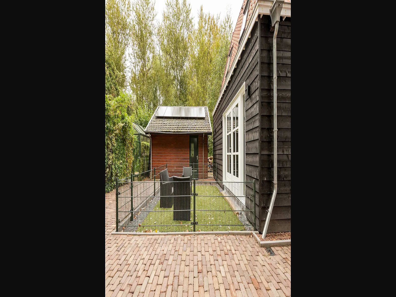 Guest house 702102 - Holiday property Rotterdam eo - Valckesteynse boswoning