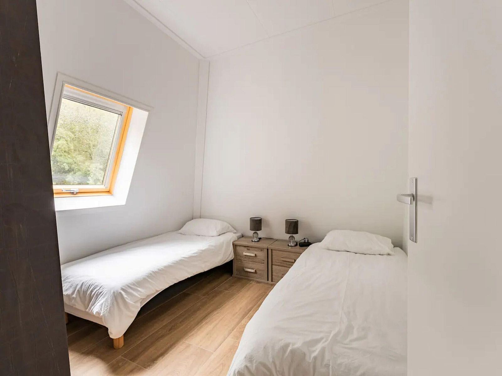 Guest house 702102 - Holiday property Rotterdam eo - Valckesteynse boswoning