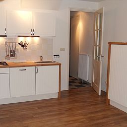 Volledig uitgeruste keuken in vakantiehuis Type 8 - 2108, De Cocksdorp, Texel, met moderne faciliteiten.