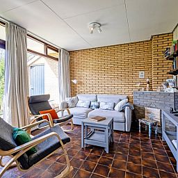 Lichte zithoek in Vakantiehuis Slufterhoek 088, De Cocksdorp, Texel.