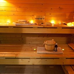 Ontspan in de luxe sauna van Villa 5 in De Koog Texel, een ideale plek voor wellness op de Waddeneilanden.