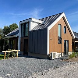 Duinvilla Wellness 5, Texel, vakantiehuis met ruime tuin en moderne uitstraling in De Koog.