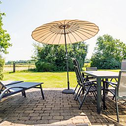 Guest house 0102966 - Holiday property Texel - Het Buitenhof villa 59 met serre