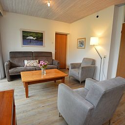 Gemuetliches Wohnzimmer im Ferienhaus Narcis auf Texel, De Dennen.