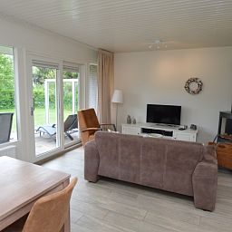 Gezellige woonkamer van Tempelierweg - Kogermient 11, vakantiehuis in De Dennen, Texel.