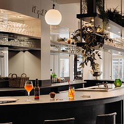 Stijlvolle bar in Designhotel Maastricht, vakantieverblijf in Zuid Limburg.