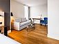 Guest house 015164 • Apartment Amsterdam eo • NH Amsterdam Caransa  • 4 of 26