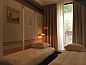 Guest house 022806 • Apartment Rivierengebied • Hotel Courage Waalkade  • 2 of 26