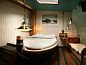 Verblijf 022819 • Bed and breakfast Rivierengebied • Boat 'Opoe Sientje'  • 1 van 25