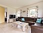 Verblijf 040136 • Vakantiewoning Ameland • Super de luxe 8 peroons vakantiewoning  • 3 van 8