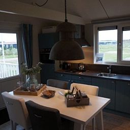 Modern kitchen in EILANDLODGE 4, Hollum, Ameland. Fully equipped vacation home on the beautiful Wadden Islands.