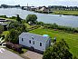 Verblijf 060726 • Vakantiewoning IJsselmeer • Comfortabel 4-persoons chalet in Lemmer met uitzicht over  • 1 van 24