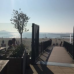 Stilvolles Esszimmer im Ferienhaus FR452, Lemmer, in der Naehe des IJsselmeers, Friesische Seen.