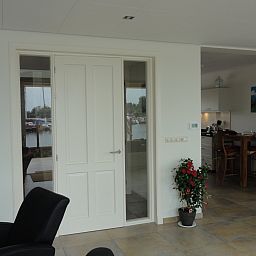Modern bathroom in vacation home FR518, Koudum, near Frisian lakes.
