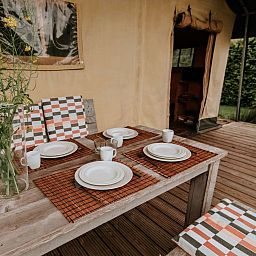 Verblijf 100221 - Vakantiewoning Tjeukemeer - Vakantiehuis Kampari - Luxe Safaritent - Out of Africa