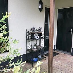 Guest house 110109 - Holiday property  - Wielewaal aan het Water Friesland