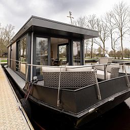 Guest house 120753 - Holiday property Sneekermeer - Vakantiehuis Boatique Sneek