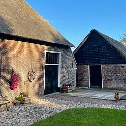 Guest house 130307 - Holiday property Bergumermeer - Huisje in Sumar