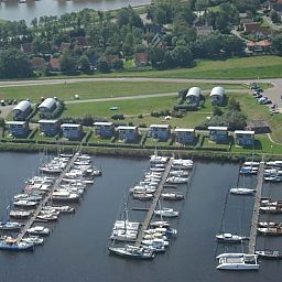 Guest house 1605103 - Holiday property Lauwersmeer - Vakantiehuis 162 Grachthaus