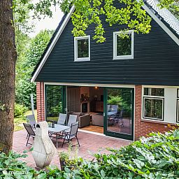 Verblijf 170133 - Vakantiewoning Midden Drenthe - Luxe boshuis in hartje Drenthe