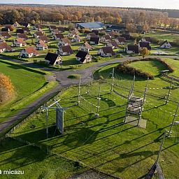Guest house 170505 - Bungalow Midden Drenthe - Bedsteehuisje in vakantiepark