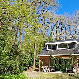 Ferienhaus in Norg, Nord-Drenthe, umgeben von Natur, ideal fuer Entspannung in den Waeldern von Drenthe.