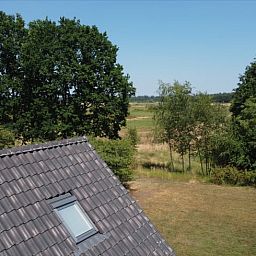 Blick vom Ferienhaus in Oude Willem ueber die weite Landschaft im Suedwesten von Drenthe, ideal fuer Naturliebhaber.