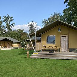 Cozy glamping lodges at Safaritent Wood in Biddinghuizen, surrounded by nature in Eastern Flevoland.