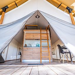 Guest house 2101165 - Tent house Oostelijk Flevoland - Glampingtent Beachfront Luxe